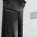 Harriet Hannahs Cottage